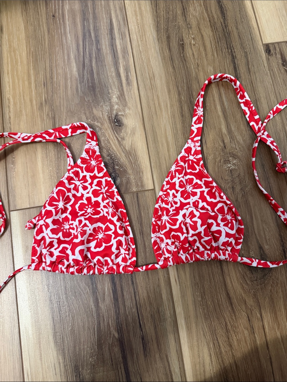 La Hearts Red and White Floral Triangle Bikini Top